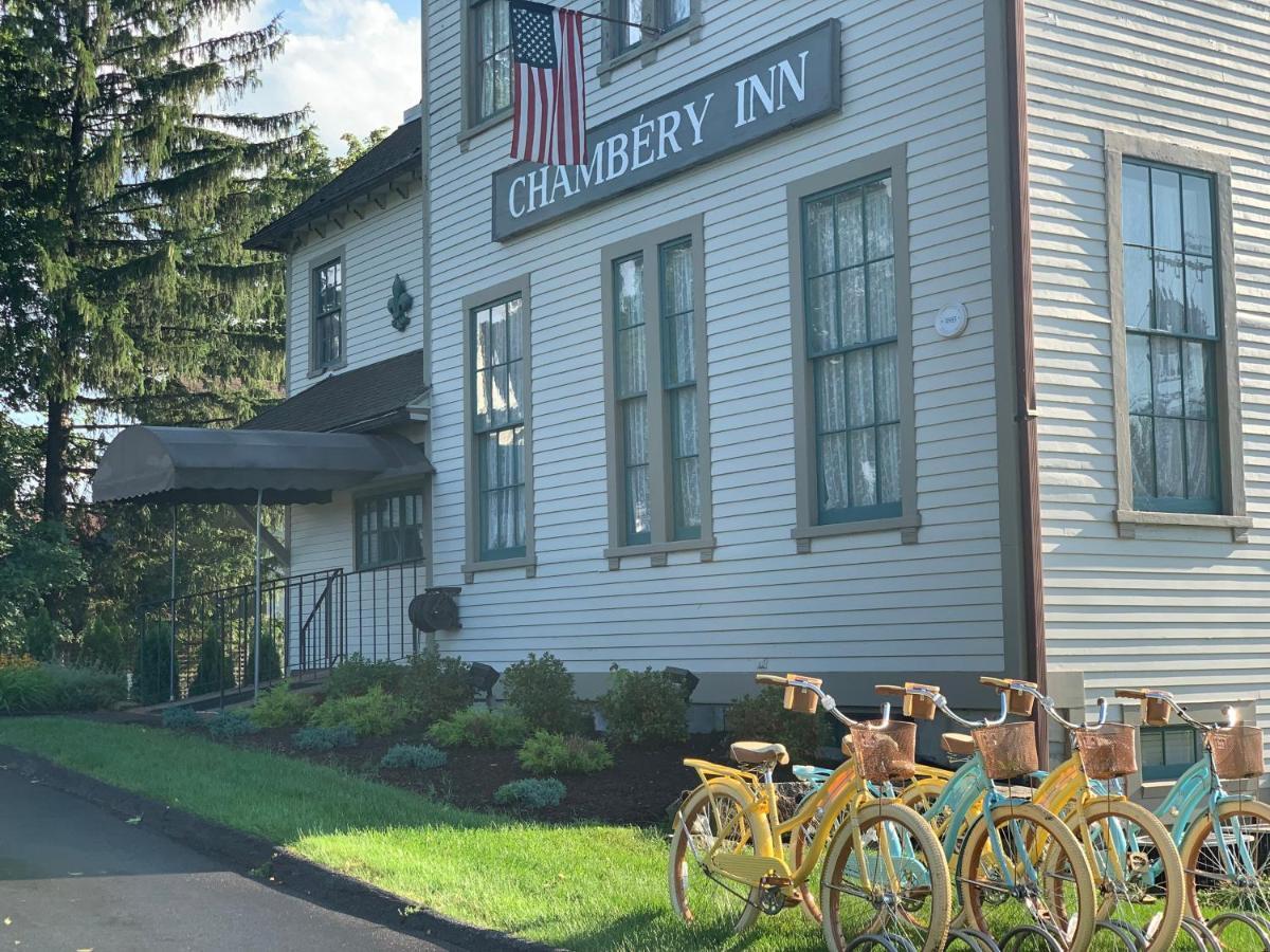 Chambery Inn Lee Esterno foto