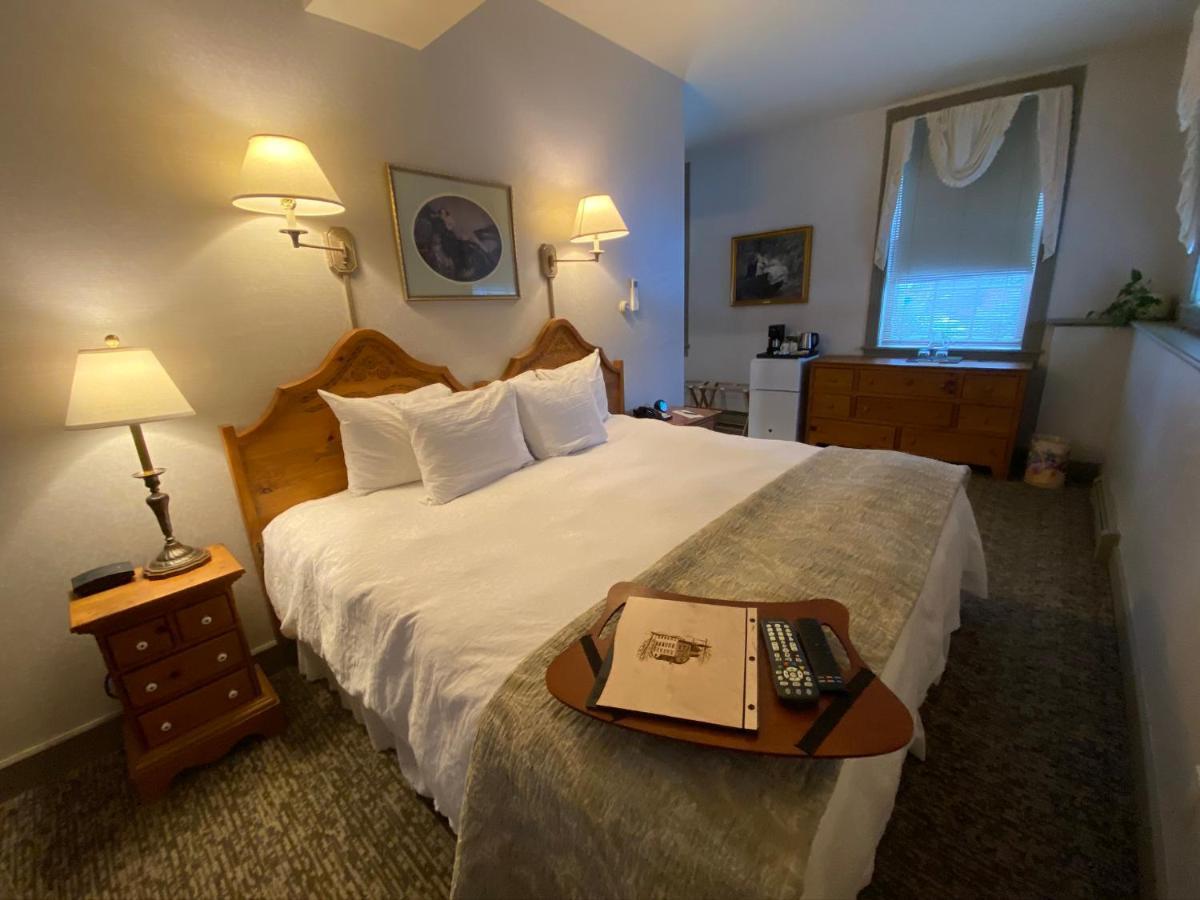 Chambery Inn Lee Esterno foto