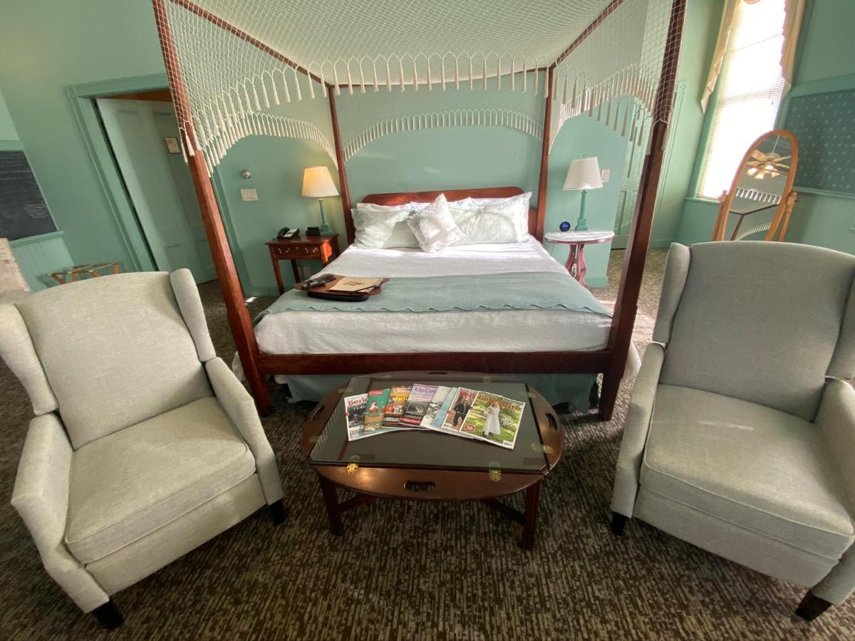 Chambery Inn Lee Esterno foto