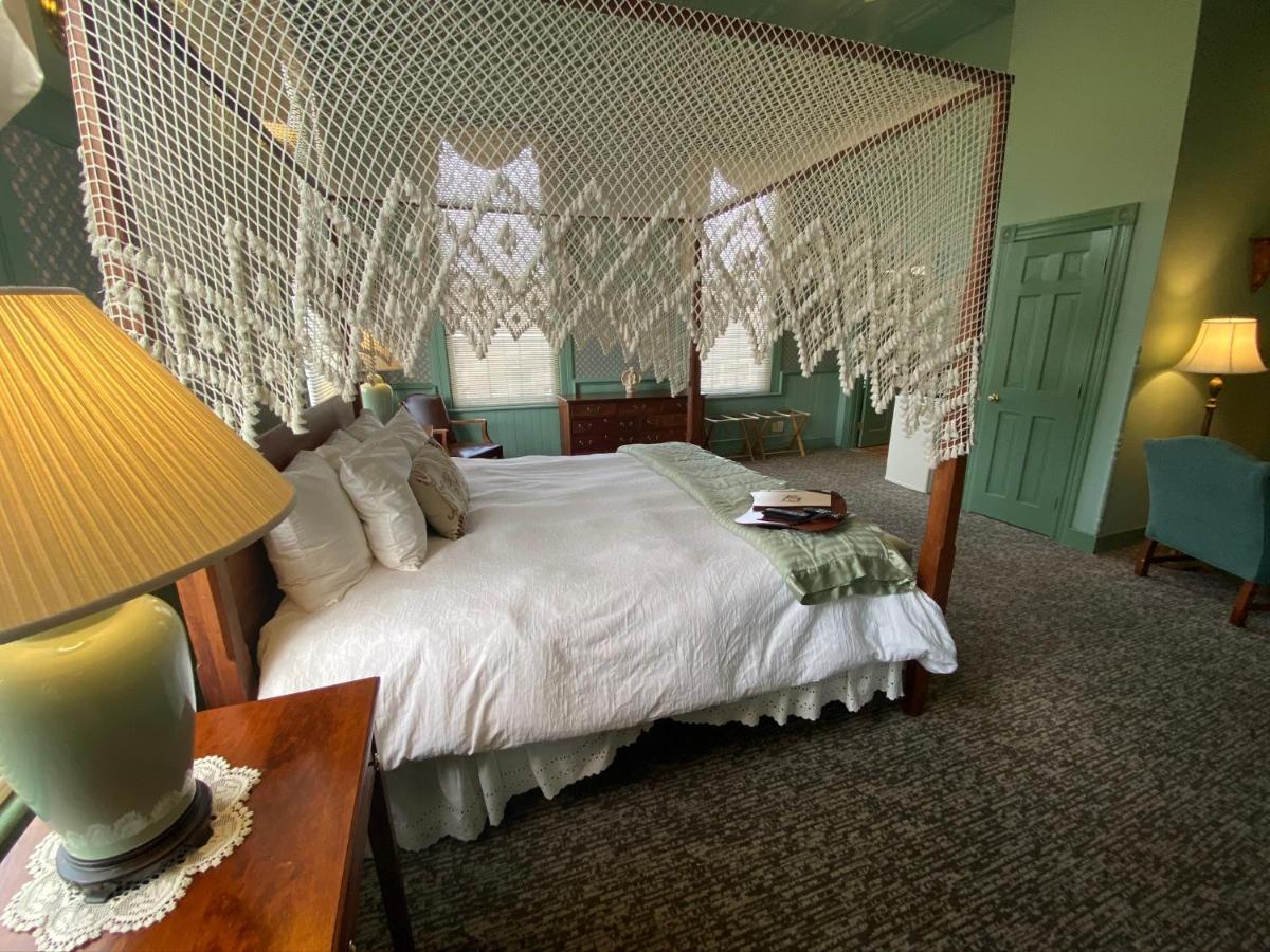 Chambery Inn Lee Esterno foto